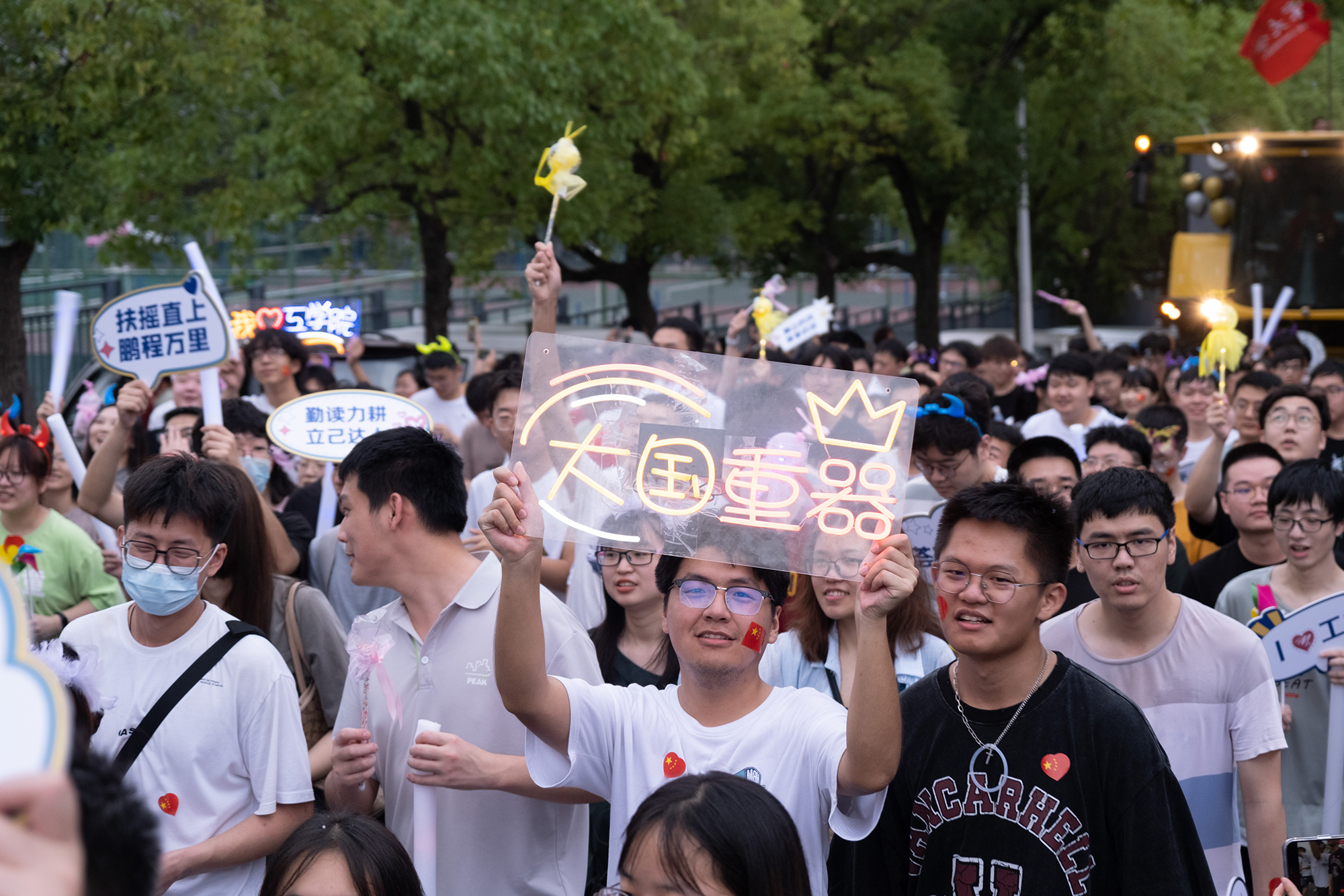 “大国重器”方阵特写（学通社记者 曹钟允 摄）